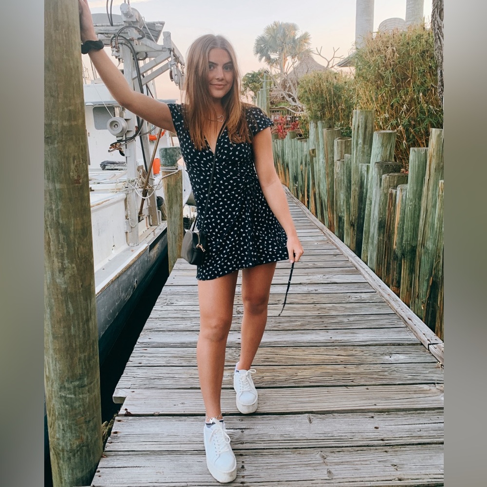 Brandy Melville wrap dress